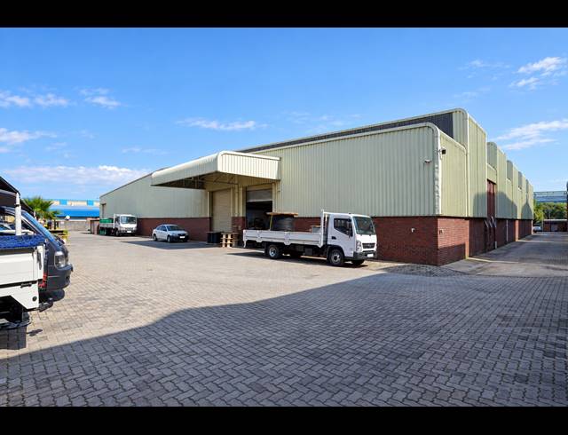 4,060M² WAREHOUSE TO LET IN LASER PARK